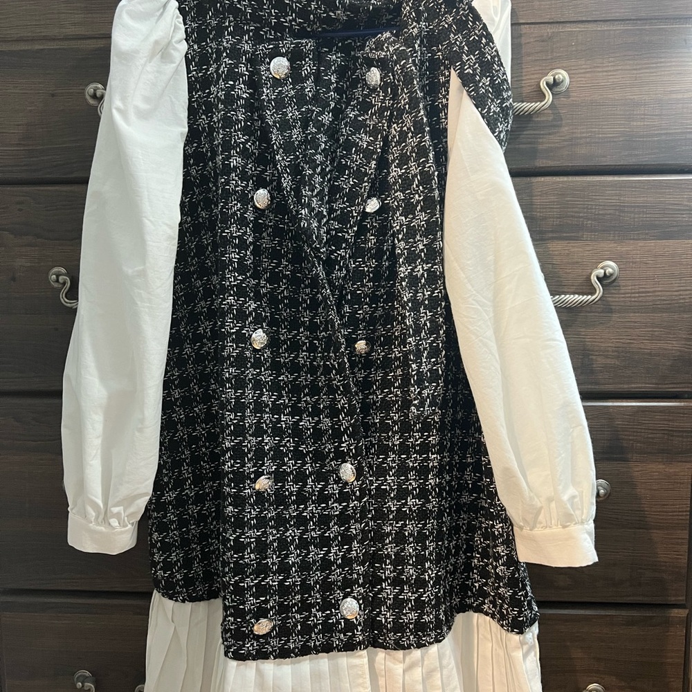 Women s-l dress with belt